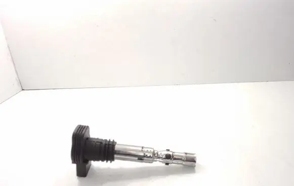 Audi TT Mk1 High voltage ignition coil 06A905115D