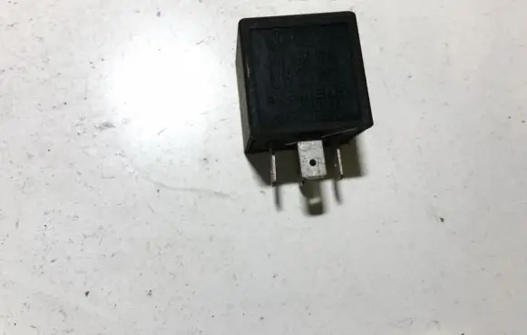 Volkswagen Golf IV Other relay 191955529
