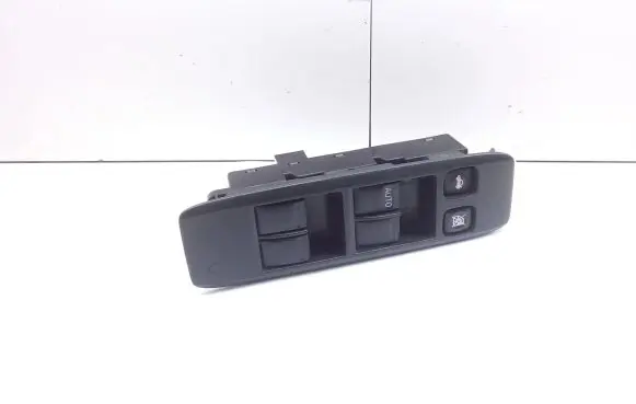 Nissan Primera Electric window control switch 25401AV640 C8DD702N