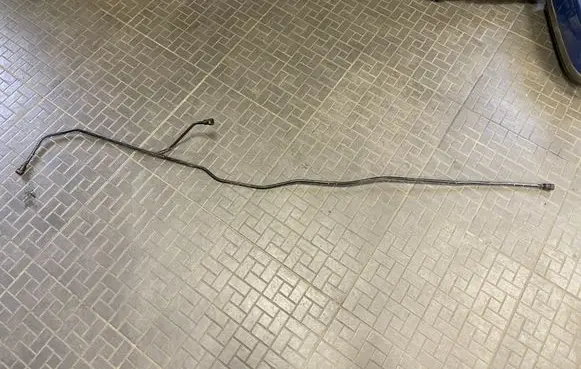 Jaguar XJ X351 Fuel line pipe