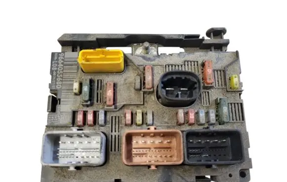 Citroen C4 I Picasso BSM Control unit 9664055680