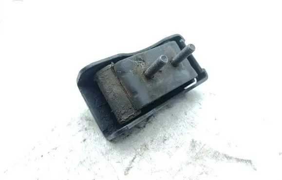 Iveco Daily 5th gen Engine mount bracket