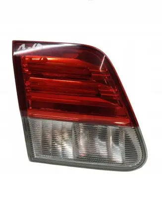 Toyota Avensis T270 Rear/tail lights 