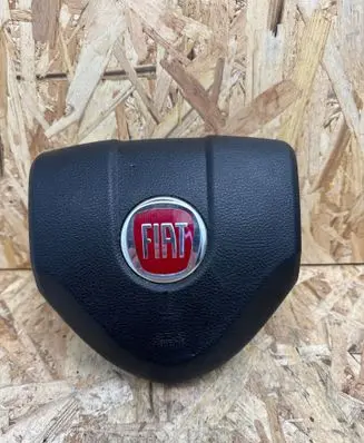 Fiat Freemont Steering wheel airbag P1TP76DX9AE THGSL0532W0035