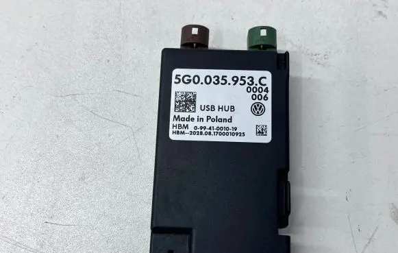 Volkswagen PASSAT B8 USA USB control unit 5G0035953C
