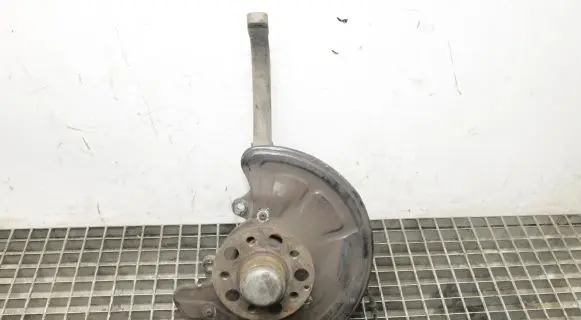 Mercedes-Benz SL R230 Front wheel hub A2305460243