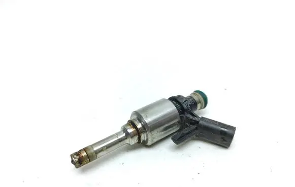 Audi TT TTS RS Mk3 8S Fuel injector 06L906036J