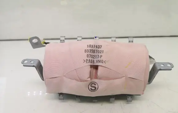 Lexus IS 220D-250-350 Passenger airbag 1037437 833567021 070217P