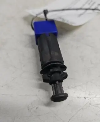 Renault Laguna II Clutch pedal sensor 110895