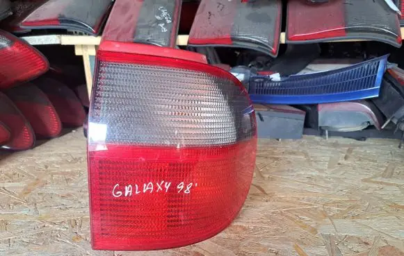 Ford Galaxy Rear/tail lights 907338336 95VW13N004EA 962604