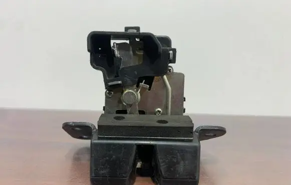 KIA Sportage Tailgate/trunk/boot lock/catch/latch