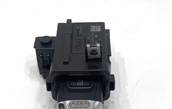 Audi A4 S4 B8 8K Ignition lock 8K0909131