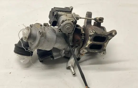 Skoda Octavia Mk3 (5E) Turbo 06K145701T 1044111 3148013