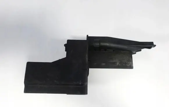 BMW 5 F10 F11 Radiator mount bracket 7844265