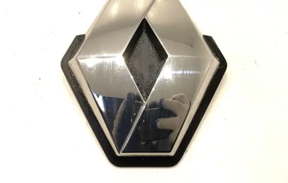 Renault Megane III Manufacturer badge logo/emblem 628900021R