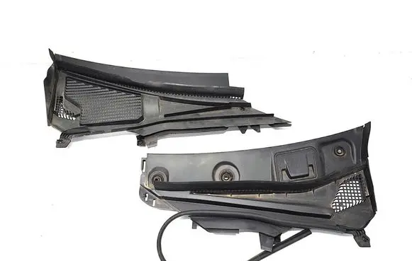 Mercedes-Benz EQE v295 Wiper trim A2978301703