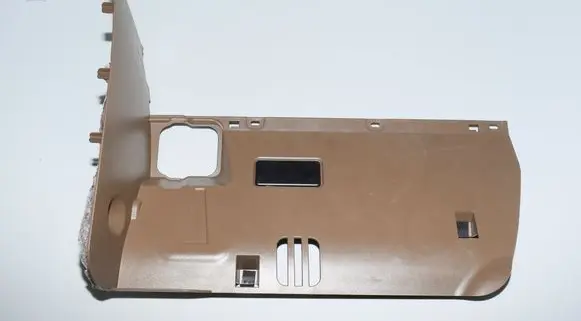 Dashboard lower bottom trim panel