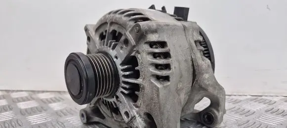 BMW 5 F10 F11 Generator/alternator 7605061