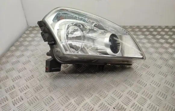 Nissan Qashqai Headlight/headlamp 26010JD00D