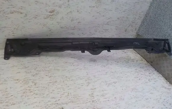 Renault Talisman Wiper trim 8379
