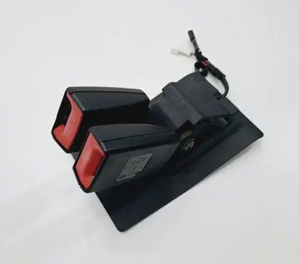 Mini One - Cooper Coupe R56 Rear seatbelt buckle 2756291