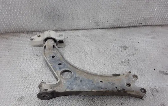 Volkswagen Jetta V Front lower control arm/wishbone
