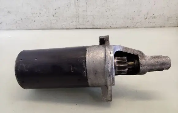 Audi A6 S6 C5 4B Starter motor 