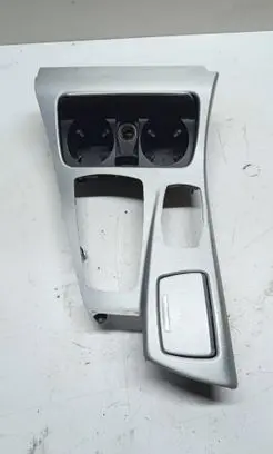 BMW 5 F10 F11 Cup holder front 9277262