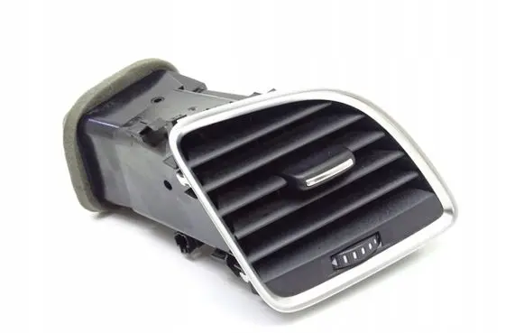 Audi Q3 8U Dashboard side air vent grill/cover trim 8U2820902B