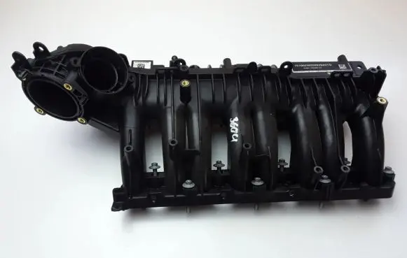 Jaguar XE Intake manifold G4D318N968AA