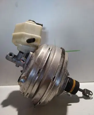 BMW X3 E83 Brake booster
