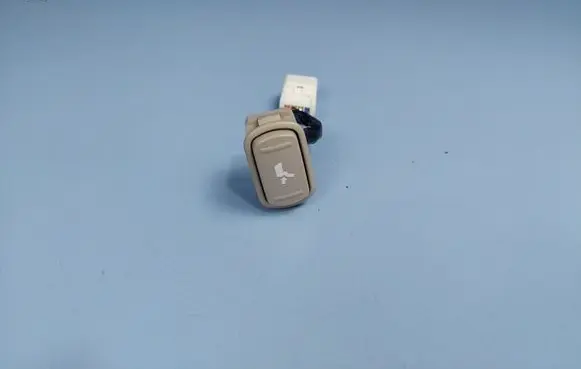 Subaru Outback Seat control switch AA911880 0330A