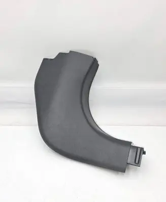Foot area side trim