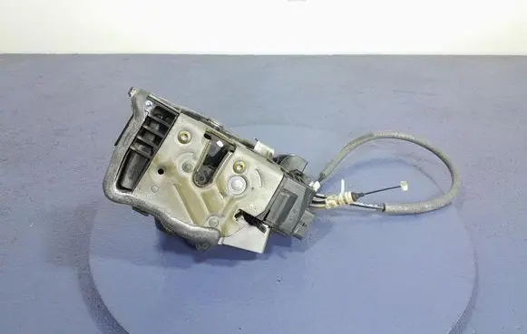 Audi A4 S4 B7 8E 8H Rear door lock 7477703