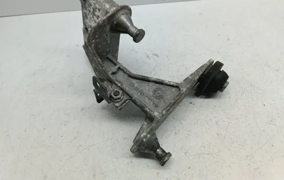 Mercedes-Benz C W203 ABS pump bracket A2034310240