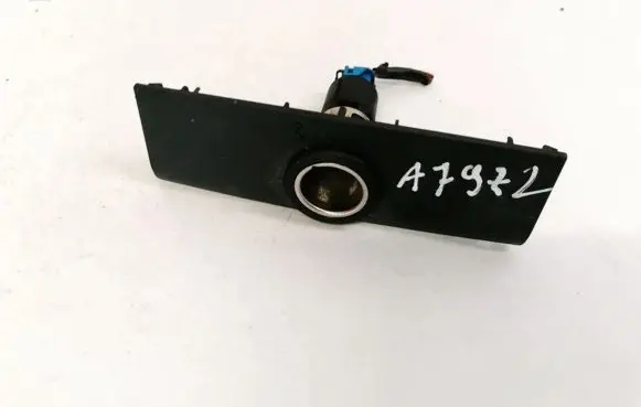 Opel Vectra C Cigarette lighter 13111083 230635620