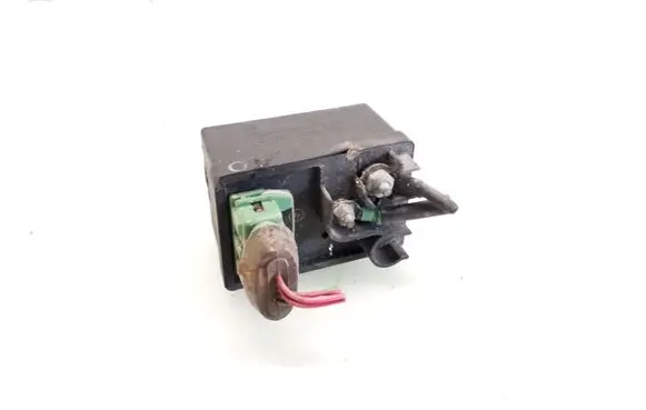 Peugeot 406 Glow plug pre-heat relay 0281003005