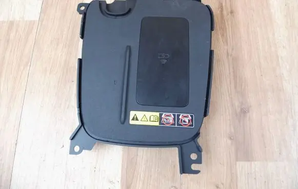 Toyota Yaris Cross Wireless charging module 861C00D020