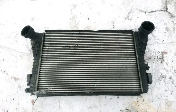 Skoda Octavia Mk2 (1Z) Intercooler radiator 1K0121345D