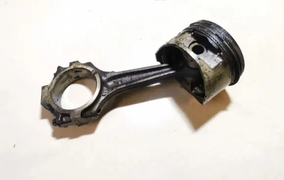 Ford Galaxy Piston with connecting rod