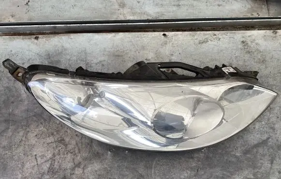 Peugeot 407 Headlight/headlamp 0301213272