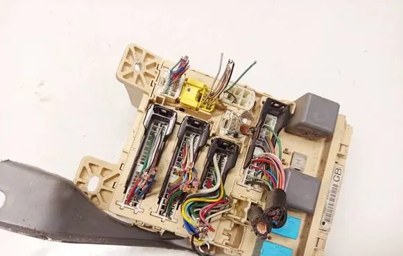 Lexus RX 300 Fuse box set 