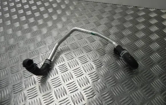 Mercedes-Benz C AMG W205 Engine coolant pipe/hose 753640 VD12275