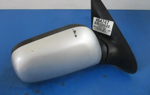 Nissan Primera Front door electric wing mirror