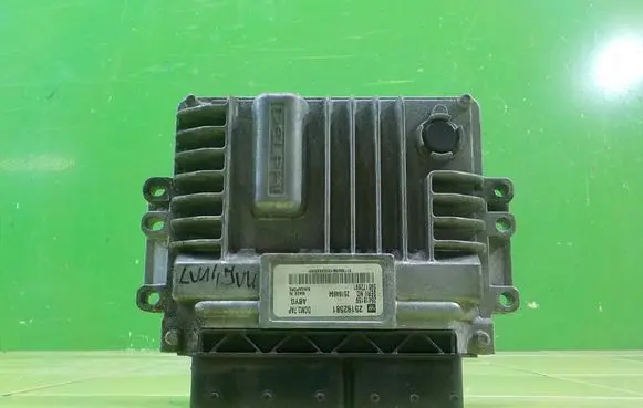 Opel Antara Engine control unit/module 25192581