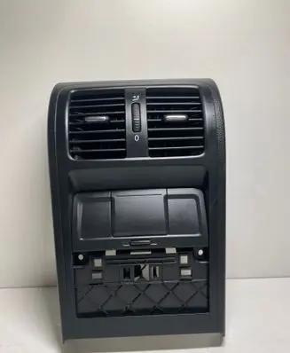 Volkswagen PASSAT B6 Rear air vent grill 3C0819203
