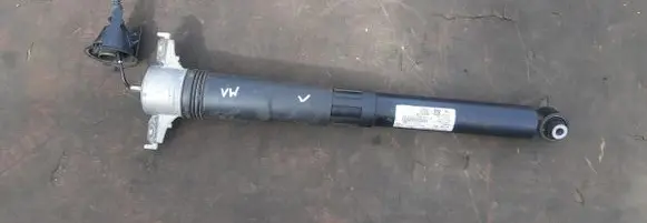 Volkswagen Touareg III Rear shock absorber/damper 4M4616031R