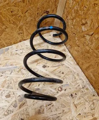 Skoda Superb B8 (3V) Front coil spring 