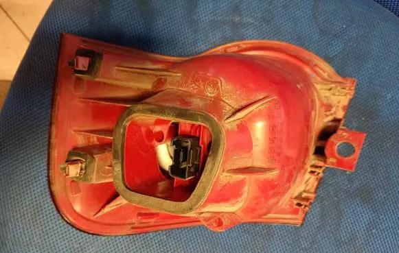 Volkswagen PASSAT B6 Rear/tail lights 27459002