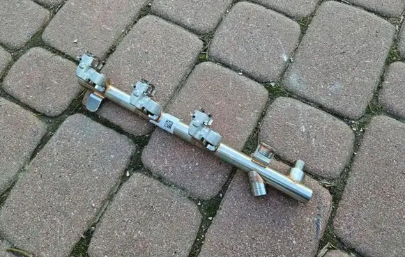 Opel Astra K Fuel main line pipe 55515688